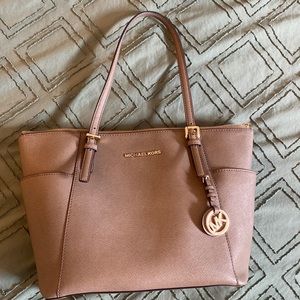 Michael Khors tote